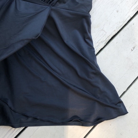 NWOT CACIQUE Balconette Swim Black Tankini top
Gold Hardware Built in Bra 44DDD - Picture 8 of 16